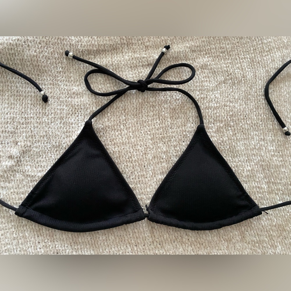 String Bikini - Picture 7 of 7